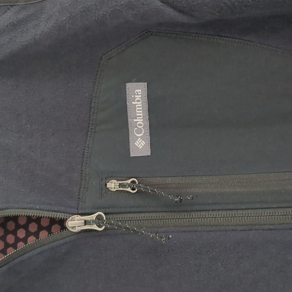 Columbia Vest Women's XL Fleece Black Gorpcore Outdoor Pockets Omni Heat - Picture 3 of 9